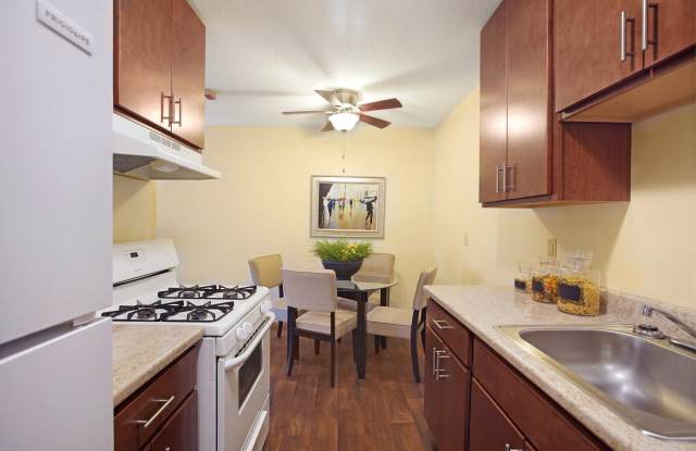 Moonraker Apartments