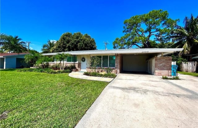 2855 SW 9th St - 2855 Southwest 9th Street, Boynton Beach, FL 33435