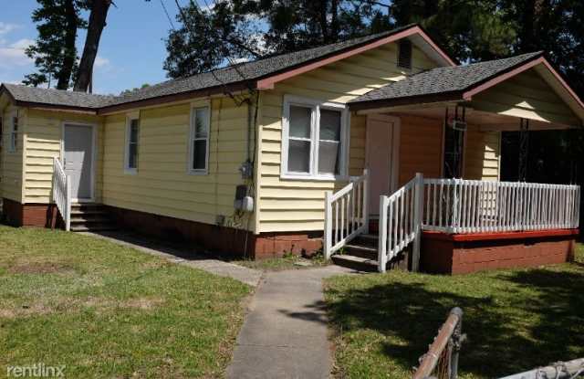 2010 Fuller Street
