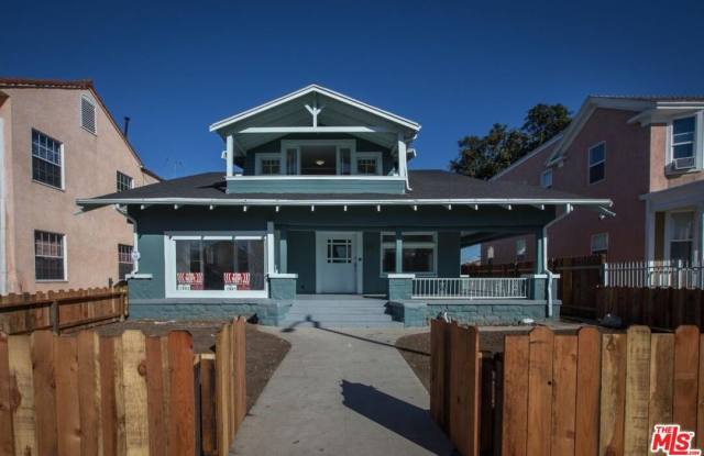 Photo of 1075 Leighton Ave