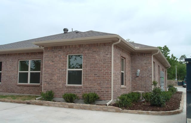 224 S. Line #101 - 224 South Line Street, Weatherford, TX 76086