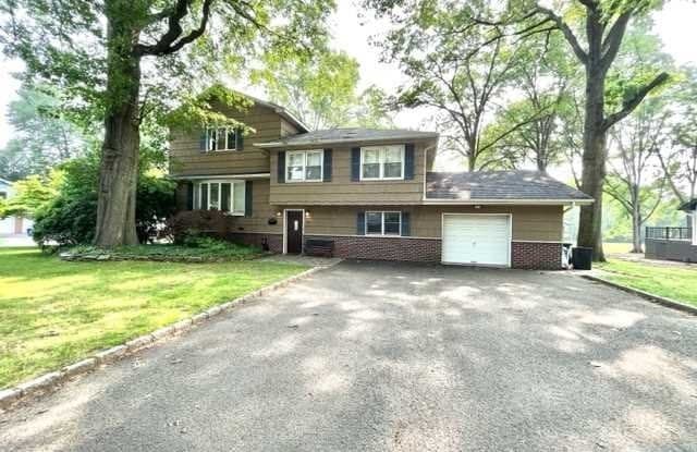 72  Gilmore Avenue - 72 Gilmore Avenue, Cresskill, NJ 07626