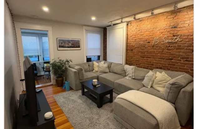 Beautiful 1.5 bedroom in Brighton…. DON’T MISS OUT!!!!