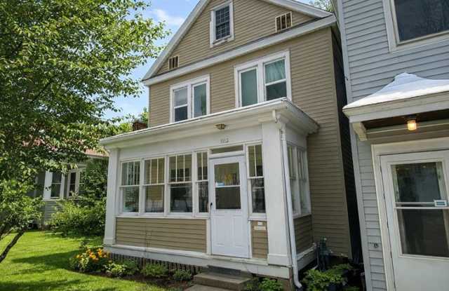 Photo of AVAILABLE JUNE 1ST - Huge 6 Bed 2.5 Bath Home Close to campus!