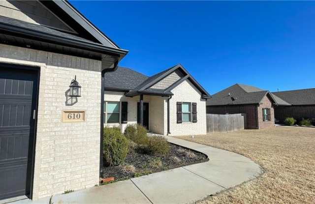 610 Captain Hopkins  ST