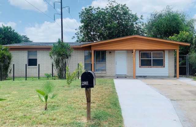 2901 Tamarack Avenue