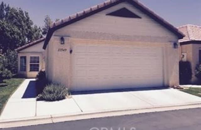 11549 Park Lane - 11549 Park Lane, Apple Valley, CA 92308