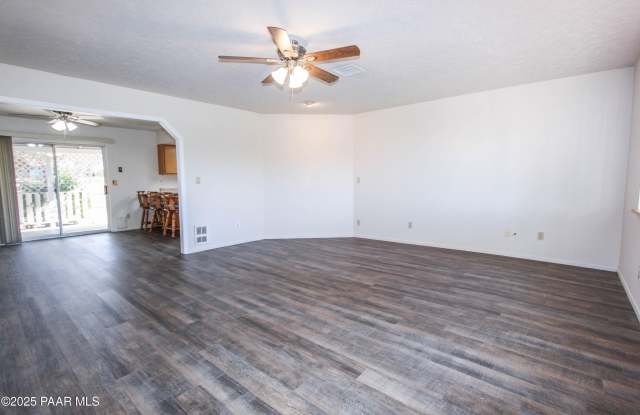 4169 N Val Verde Way