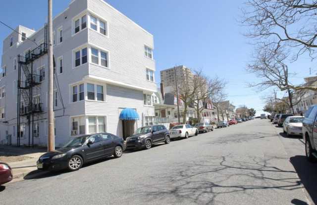 Studio, 1 bathroom apartment ready for move in!