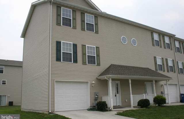 58 DOWNEY OAK CIRCLE