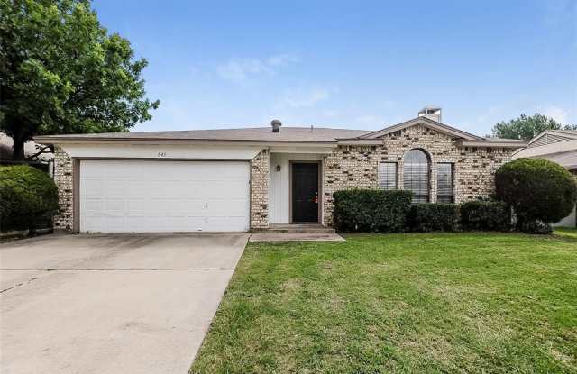 645 Lemon Drive - 645 Lemon Drive, Arlington, TX 76018