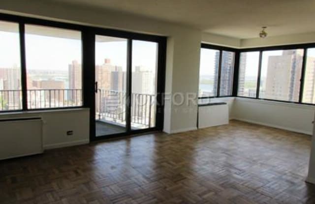 351 East 84th Street - 351 E 84th St, New York City, NY 10028