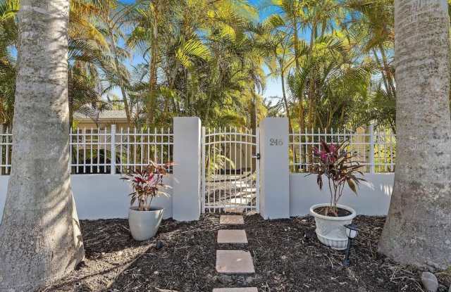 246 GRANT DRIVE