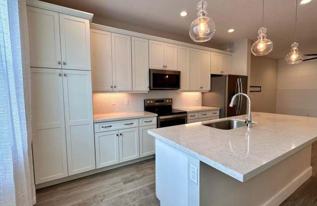 Photo of 1832 Sandpiper Pointe Place
