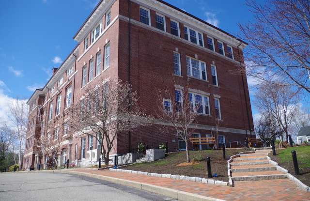 52 Sanborn Street