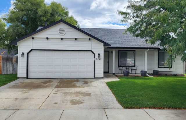 3 Bed 2 Bath Home in Kuna