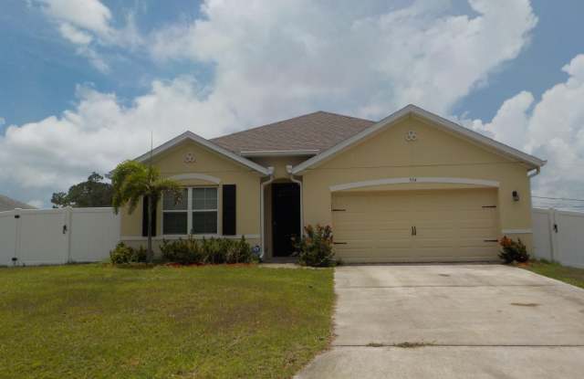 934 Carver Road