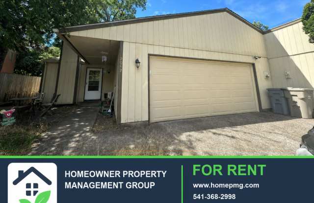 2042 NW Arthur Pl.