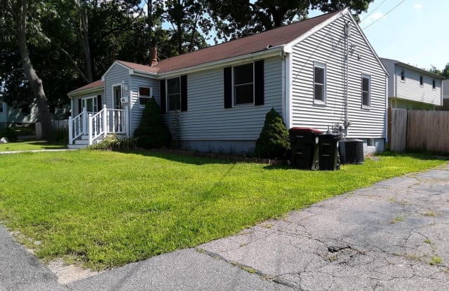 121 Drew Avenue - 121 Drew Avenue, Brockton, MA 02302