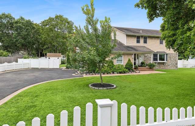 Photo of 48 Fanning Avenue