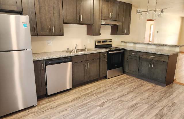 1211 Lambeth Rd. Unit 1
