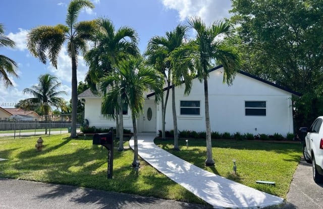 27728 SW 132nd Ct - 27728 Southwest 132nd Court, Miami-Dade County, FL 33032