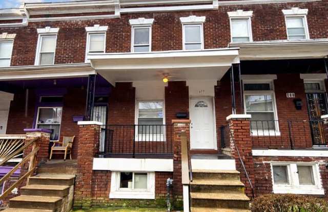 Beautiful 2BR + Den Home with 2 Baths, Modern Kitchen  Central AC