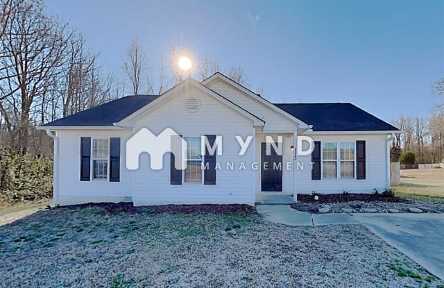 113 S Wynbrooke Ln - 113 South Wynbrooke Lane, Selma, NC 27576