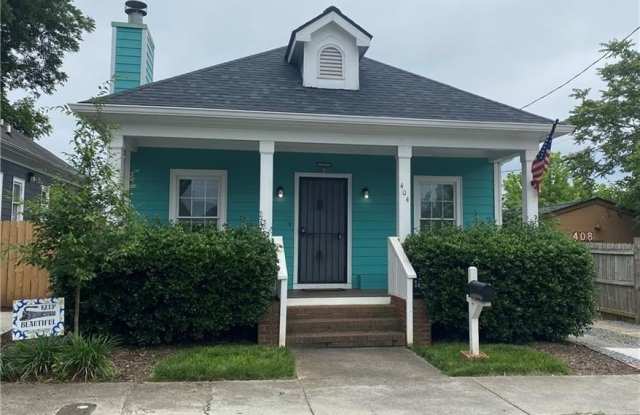 404 Bass Street SW