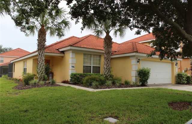 124 SEVILLA AVENUE - 124 Sevilla Avenue, Four Corners, FL 33897