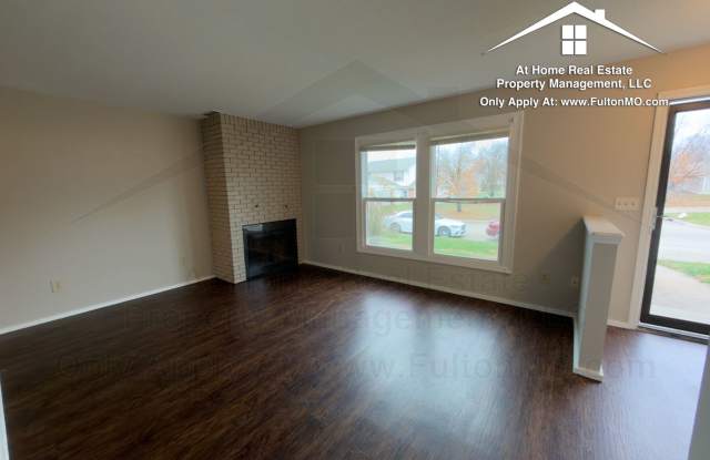 1822 Springdale Court Mexico, MO 65265