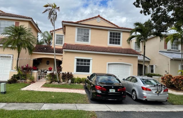 17265 NW 7th St - 17265 NW 7th St, Pembroke Pines, FL 33029