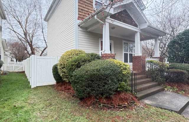 Charming 3-Bedroom Home – Walking Distance to Birkdale Village!