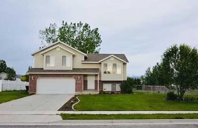 131 1660 W - 131 South 1660 West, West Point, UT 84015