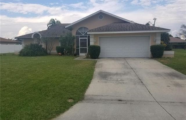 1735 Englewood AVE - 1735 Englewood Avenue, Lehigh Acres, FL 33936