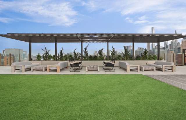 520 W 43rd St Apt 22J