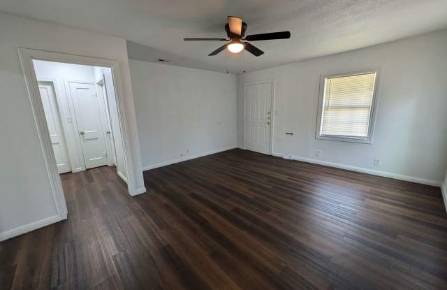 4770 Galveston St., Beaumont, TX 77703 **Move in Special $200 off**