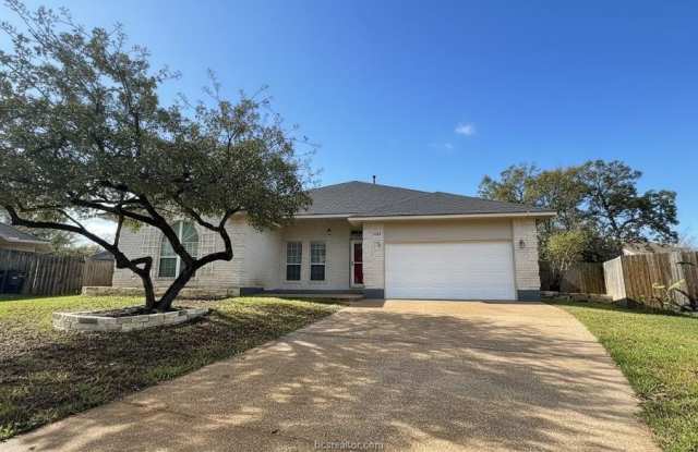 1502 Bluefield Court