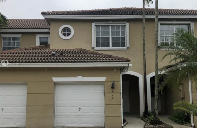 393 SW 122nd Ter - 393 Southwest 122nd Terrace, Pembroke Pines, FL 33025