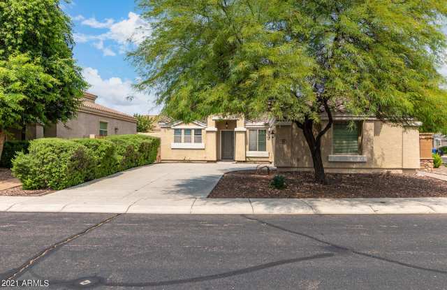 Photo of 2530 E Barbed Wire Pass Pass