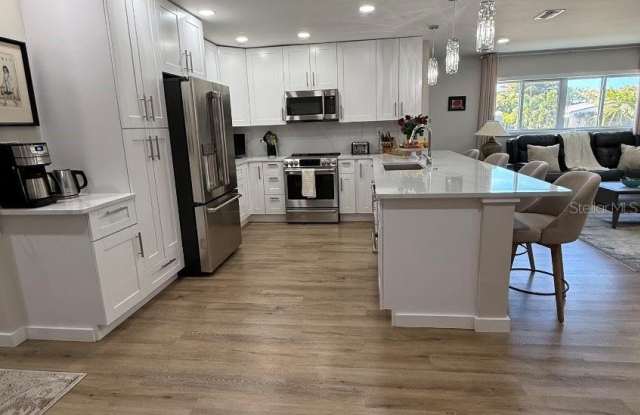 5247 CARMILFRA DRIVE