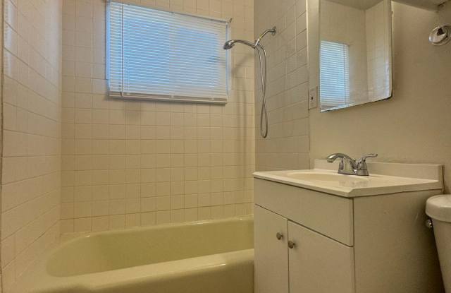 6101 Marbrisa Ave Unit A