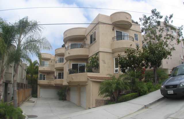 Photo of 5938 Riley Street