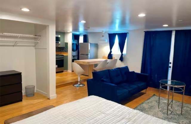 Photo of 3418 Oneida Way