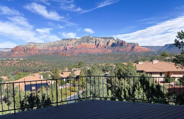 HOUSE - WEST SEDONA - PANORAMIC VIEWS/ GATED COMMUNITY