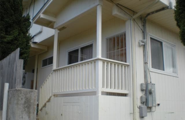 732 Hawaii Street - 732 Hawaii Street, Honolulu, HI 96817