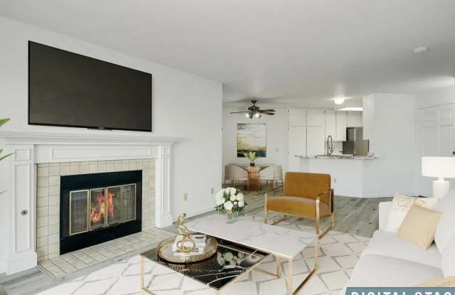 Photo of 7087 Camino Degrazia unit: 141