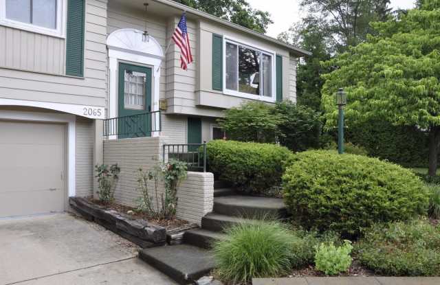 2065 Yorktown Drive