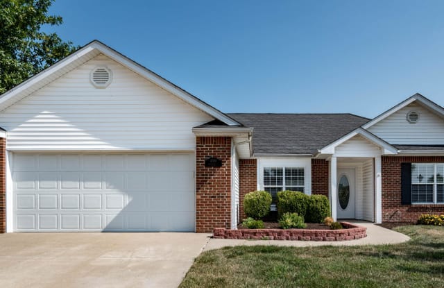 4709 CASTLEWOOD CT - 4709 Castlewood Court, Columbia, MO 65203