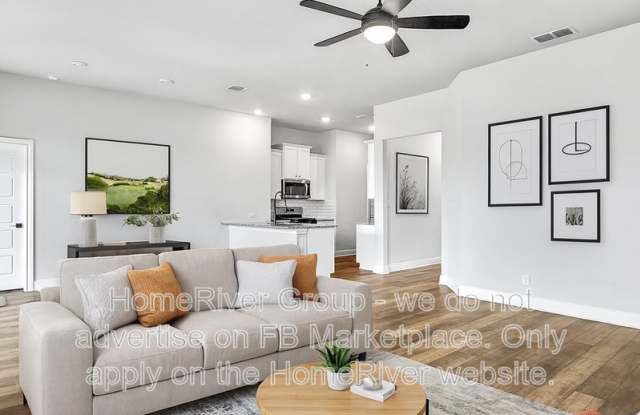 216 Lt John Decker Dr